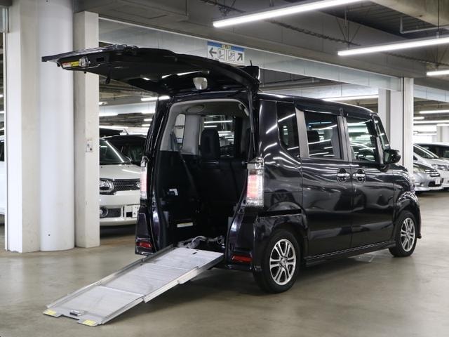 Honda N-BOX PLUS CUSTOM 2012 — фото автомобиля 1