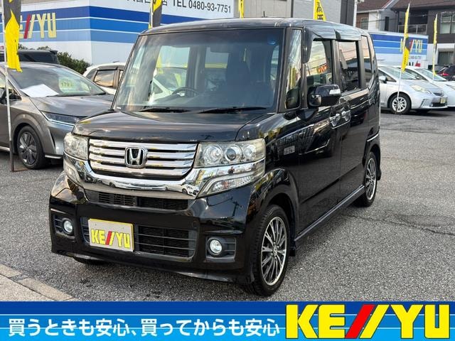 Honda N-BOX CUSTOM 2013 — фото автомобиля 1