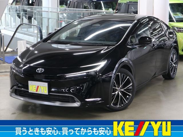 Toyota PRIUS 2023 — фото автомобиля 1