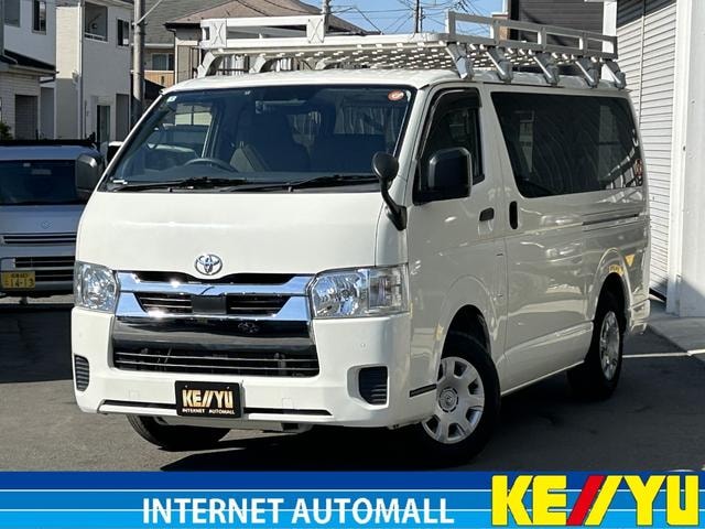 Toyota HIACE VAN 2023 — фото автомобиля 1