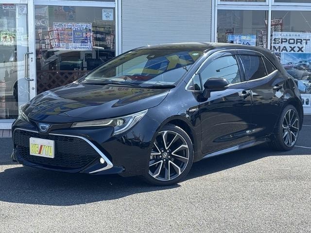 Toyota COROLLASPORT 2020 — фото автомобиля