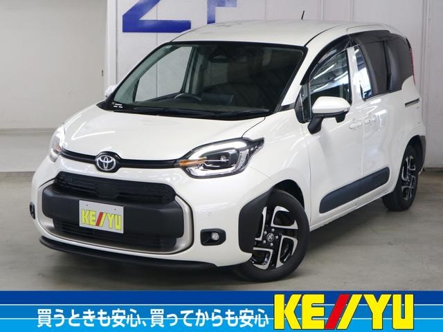 Toyota SIENTA 2022 — фото автомобиля 1