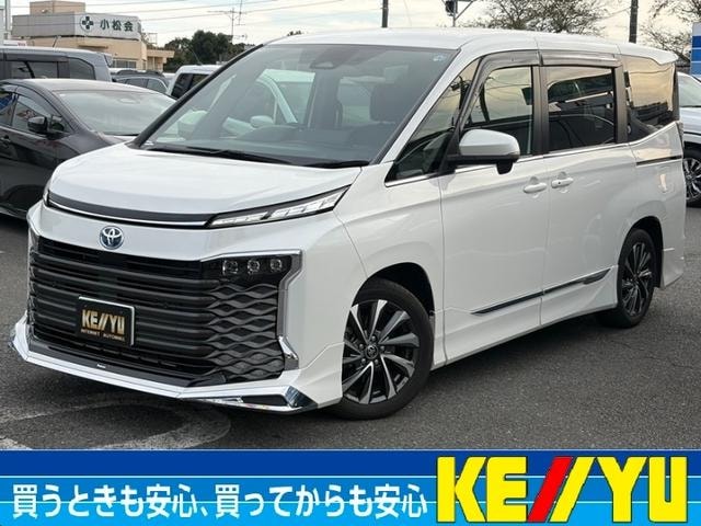 Toyota VOXY 2024 — фото автомобиля