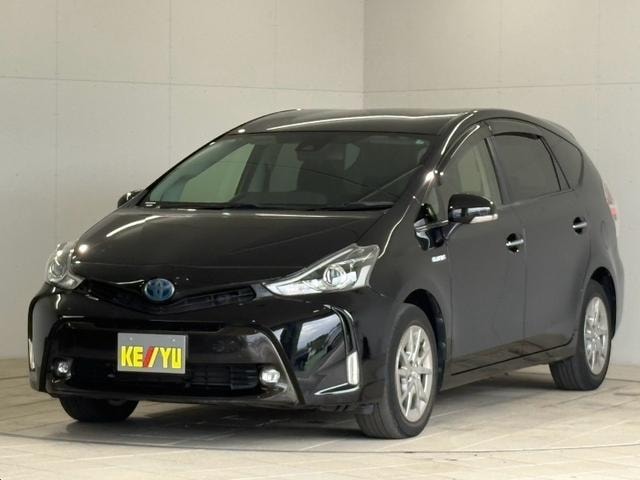 Toyota PRIUS ALPHA 2020 — фото автомобиля