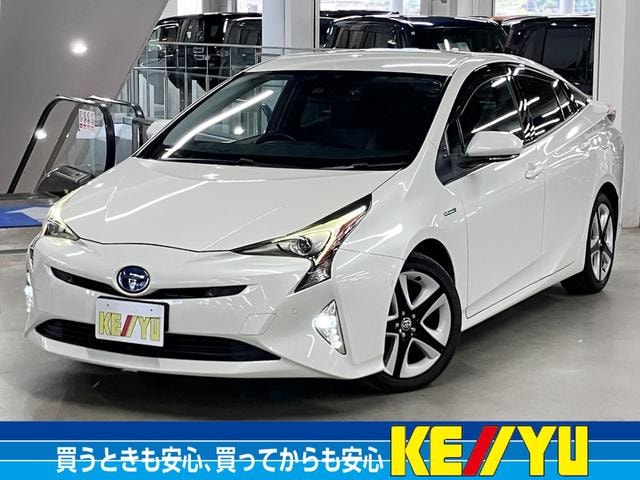 Toyota PRIUS 2016 — фото автомобиля