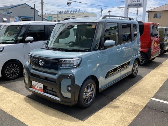 Daihatsu TANTO 2025 — фото автомобиля 1