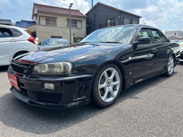 Nissan SKYLINE 2000 — фото автомобиля