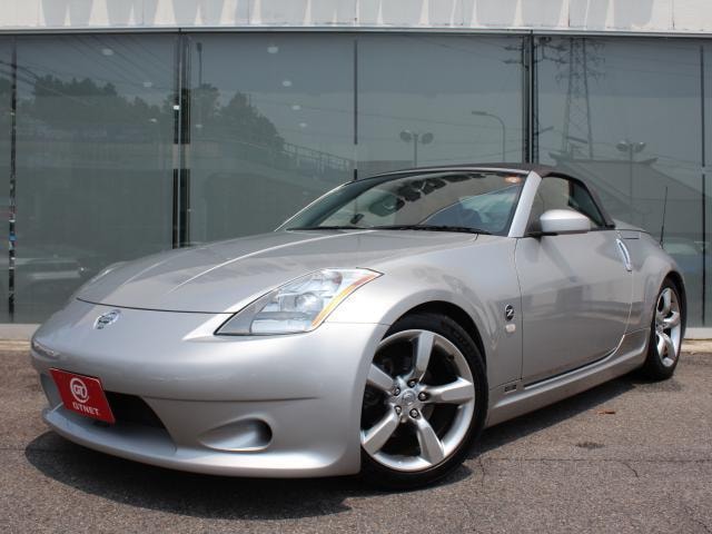 Nissan FAIRLADY Z 2004 — фото автомобиля