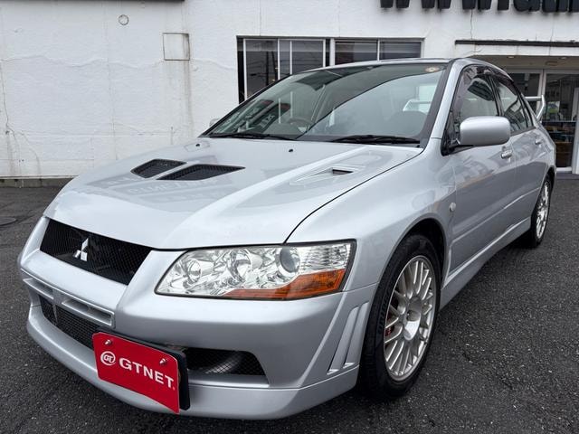 Mitsubishi LANCER 2001 — фото автомобиля 1