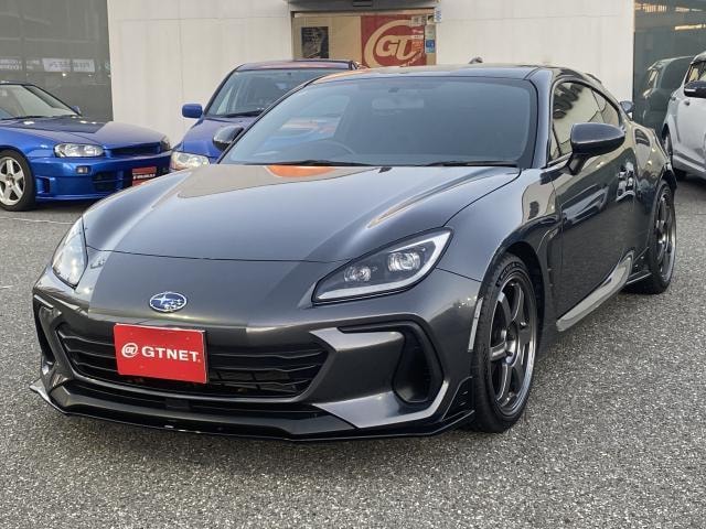 Subaru BRZ 2022 — фото автомобиля 1