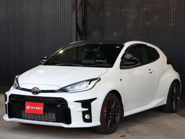 Toyota GR YARIS 2023 — фото автомобиля
