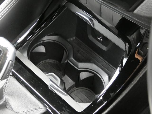 Bmw X1 2021 — фото автомобиля 1