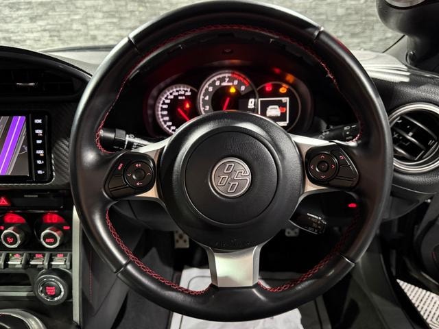 Миниатюра 28