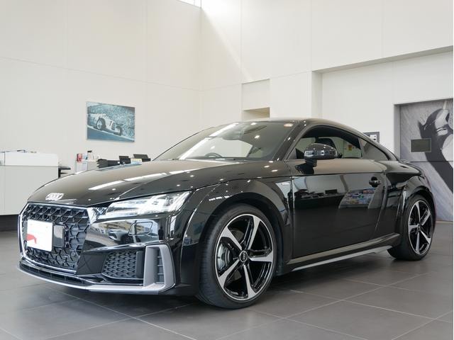 Audi TT COUPE 2023 — фото автомобиля 1