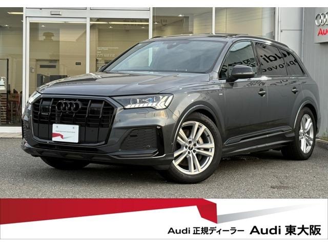 Audi Q7 2024 — фото автомобиля 1