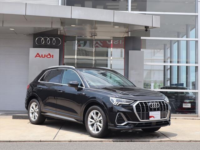 Audi Q3 2021 — фото автомобиля 1