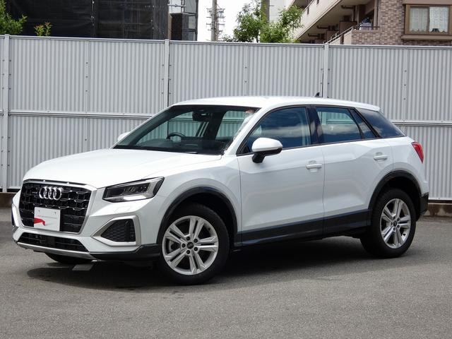 Audi Q2 2025 — фото автомобиля 1