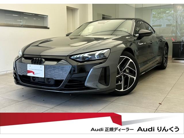 Audi RS E-TRON GT 2023 — фото автомобиля 1
