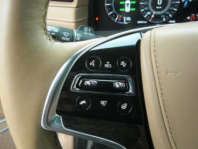 Cadillac ESCALADE 2018 — фото автомобиля 1