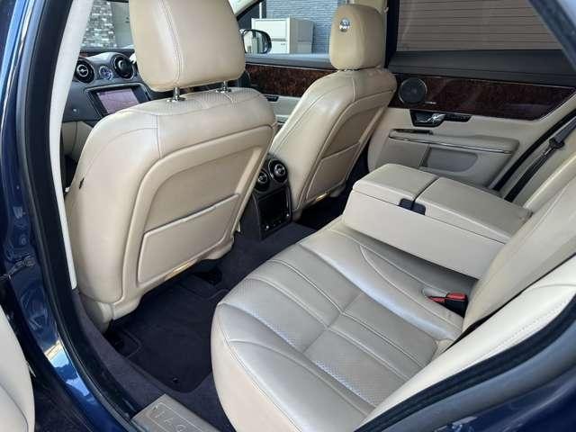 Миниатюра 28
