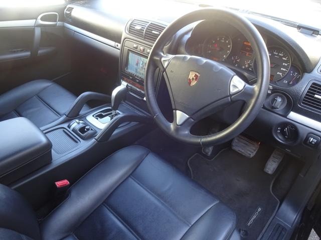 Porsche CAYENNE 2008 — фото автомобиля 1
