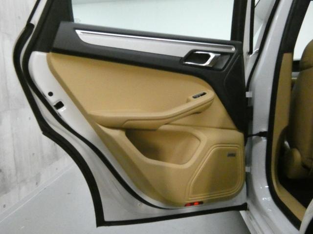 Миниатюра 42