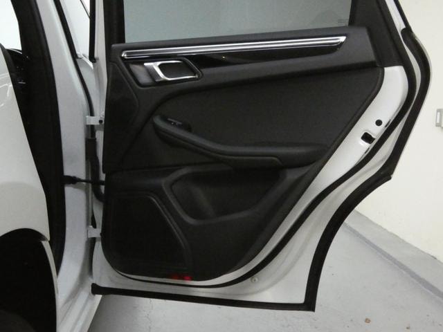 Миниатюра 37