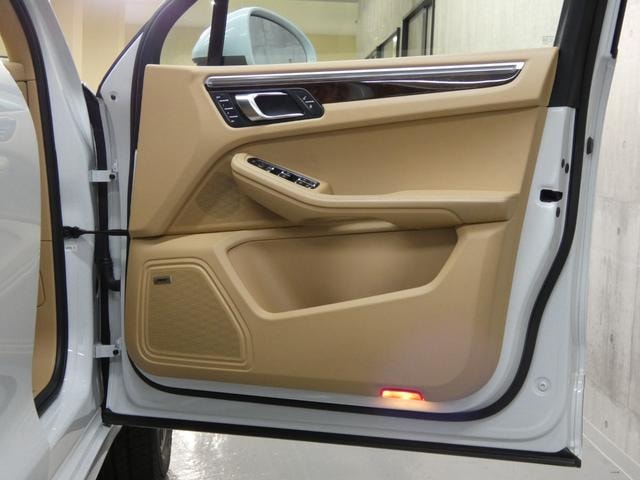 Миниатюра 37