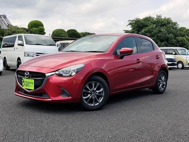 Mazda DEMIO 2018 — фото автомобиля 1