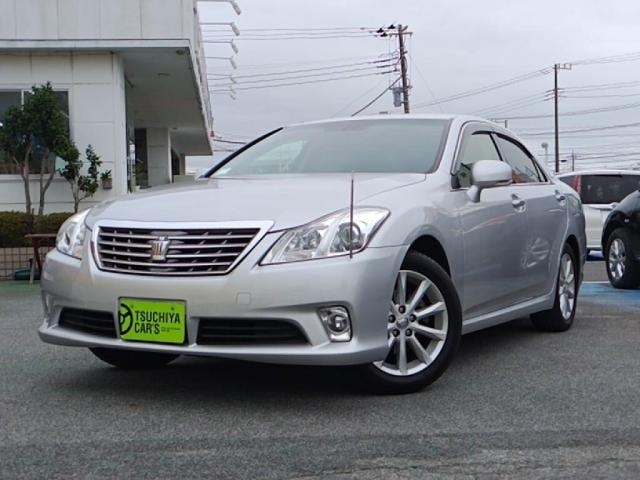 Toyota CROWN 2012 — фото автомобиля 1