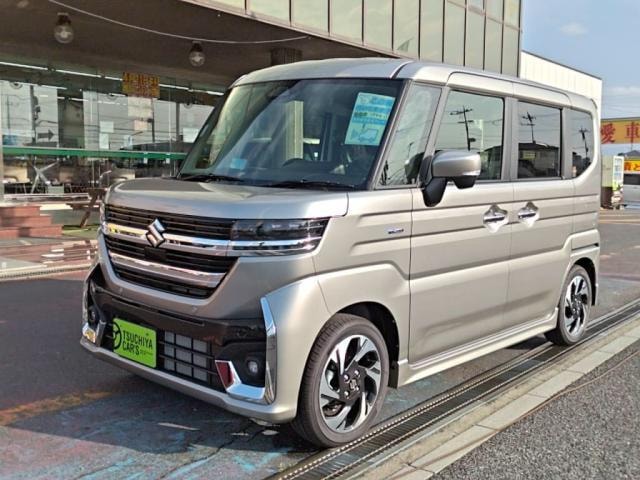 Suzuki SPACIA CUSTOM 2026 — фото автомобиля 1