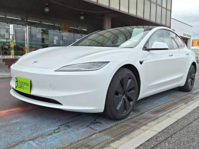Tesla MODEL 3 2025 — фото автомобиля 1