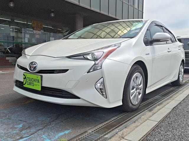 Toyota PRIUS 2017 — фото автомобиля 1