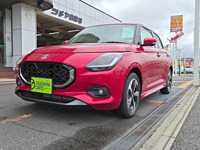 Suzuki SWIFT 2023 — фото автомобиля 1