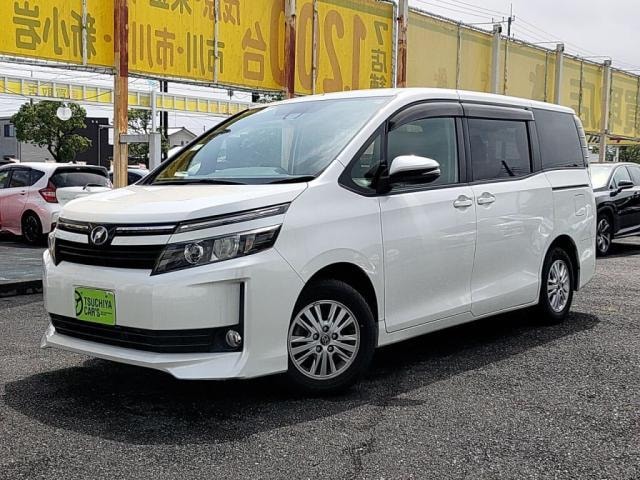 Toyota VOXY 2017 — фото автомобиля 1