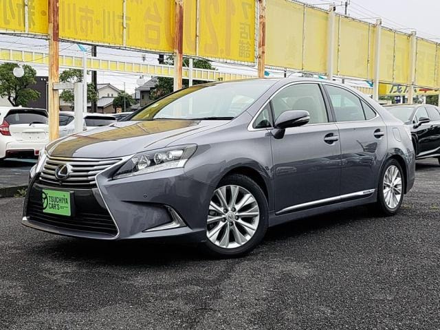 Lexus HS 2015 — фото автомобиля 1