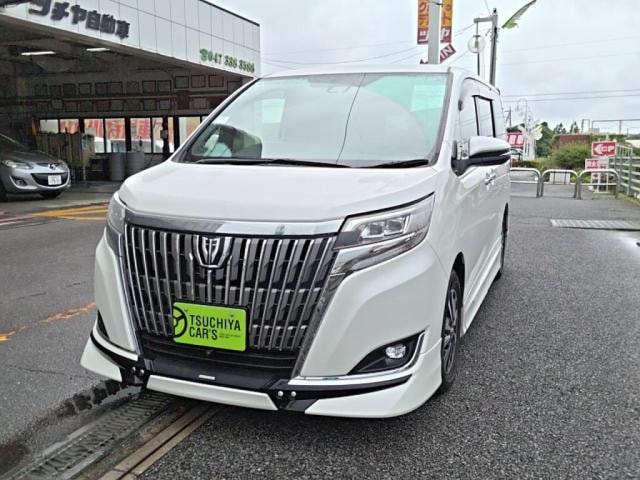 Toyota ESQUIRE 2017 — фото автомобиля 1