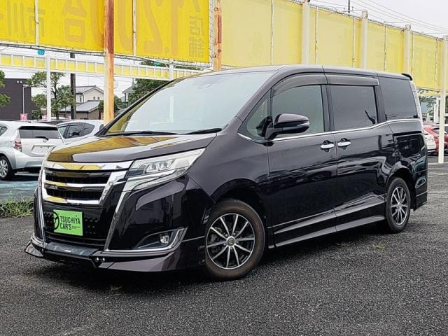 Toyota ESQUIRE 2017 — фото автомобиля
