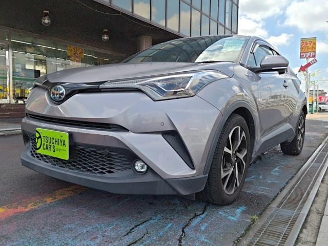 Toyota C-HR 2018 — фото автомобиля 1