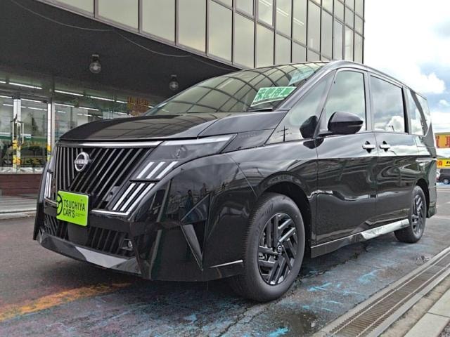 Nissan SERENA 2026 — фото автомобиля