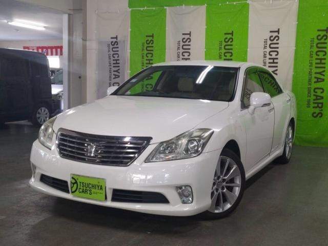 Toyota CROWN 2012 — фото автомобиля 1