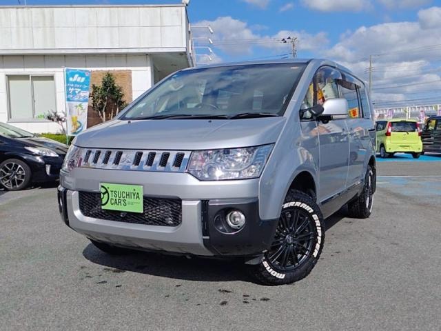 Mitsubishi DELICA D:5 2015 — фото автомобиля 1
