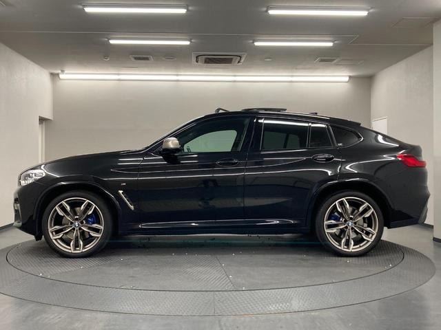 Bmw X4 2019 — фото автомобиля 1