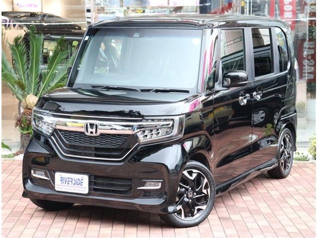 Honda N-BOX CUSTOM 2018 — фото автомобиля 1
