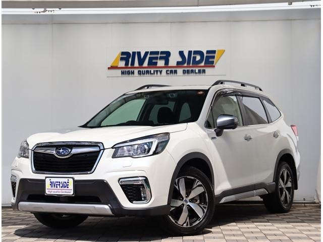 Subaru FORESTER 2019 — фото автомобиля 1