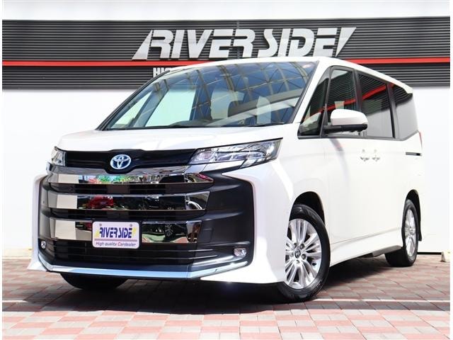 Toyota NOAH 2024 — фото автомобиля 1