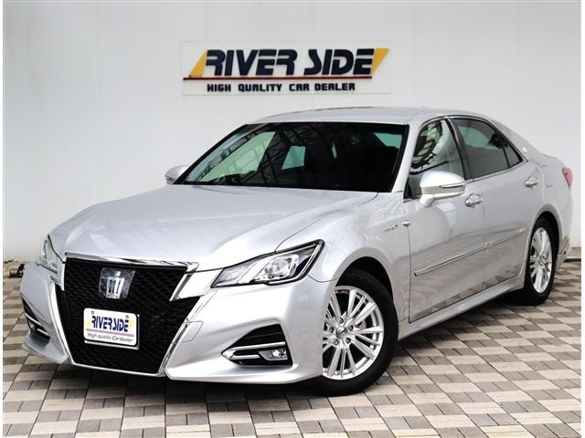 Toyota CROWN HYBRID 2016 — фото автомобиля 1