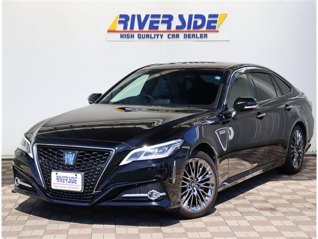 Toyota CROWN HYBRID 2019 — фото автомобиля