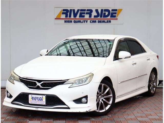 Toyota MARK X 2013 — фото автомобиля 1