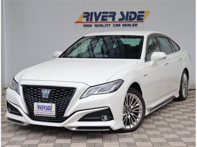 Toyota CROWN HYBRID 2020 — фото автомобиля
